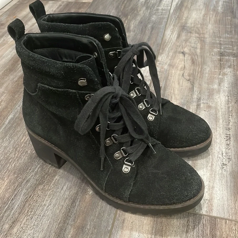 Caslon CNJadey-Lea in black suede size 8.5 - Picture 2 of 6